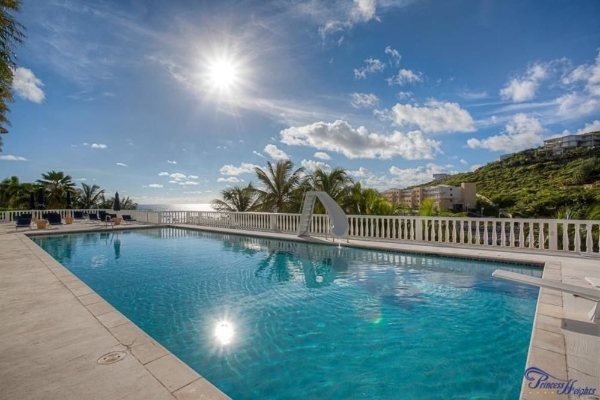 Princess Heights Luxury Boutique Condo Hotel (One Hoe)